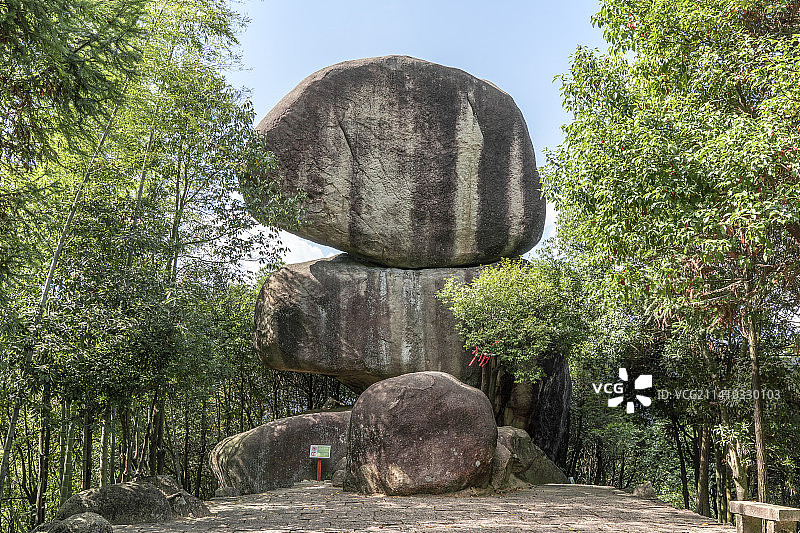 浮盖山-三叠石图片素材