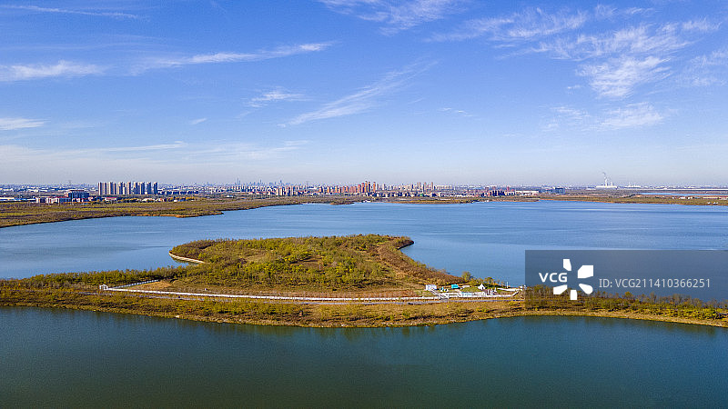 中国天津东丽湖秋色湖景航拍图图片素材