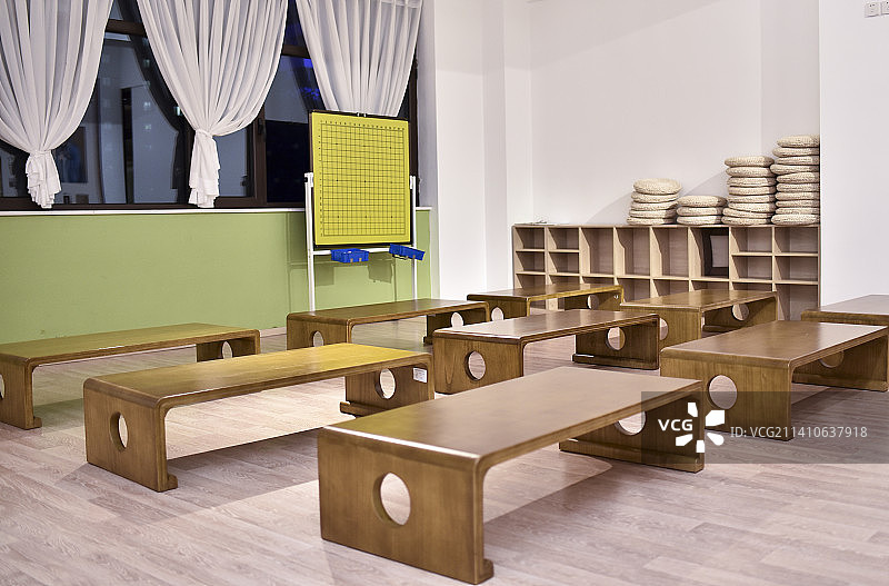 国学课堂一角教室围棋教学用具图片素材
