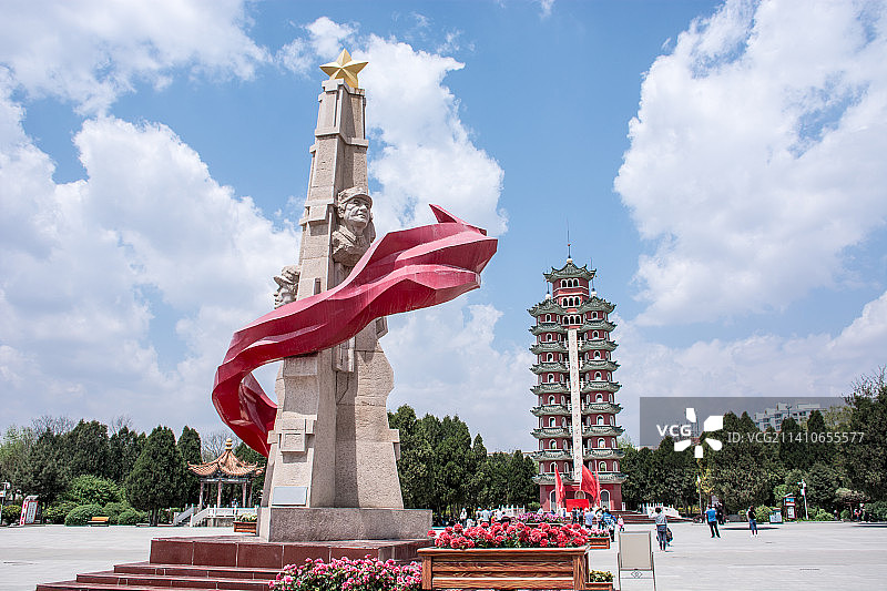 中国甘肃白银会宁红色旅游景区国家公祭日红军会师纪念塔图片素材