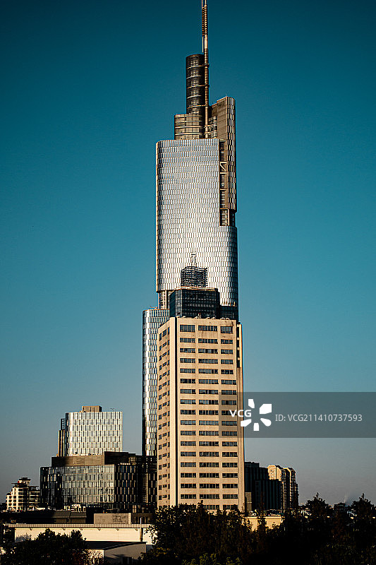 南京 紫峰大厦图片素材