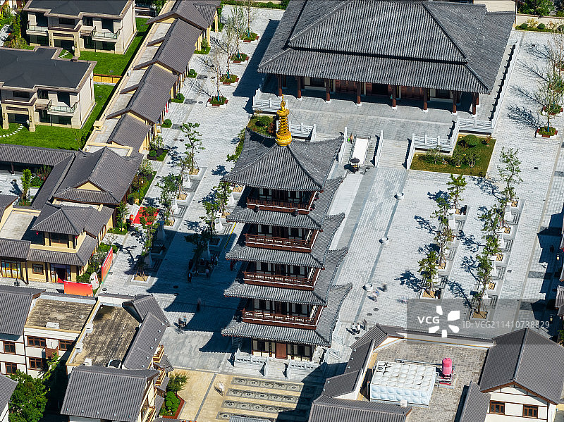 亚洲中国河南省南阳市西峡县仲景养生小镇经方塔航拍视角图片素材