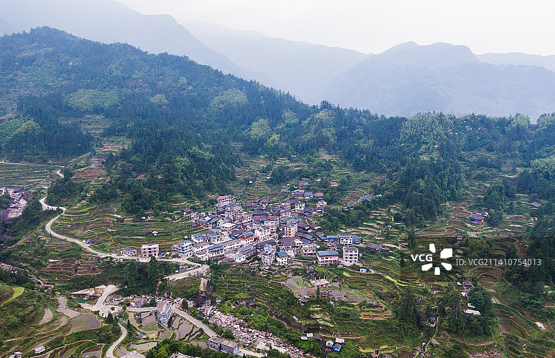 航拍大山古村乡村农田生活图片素材