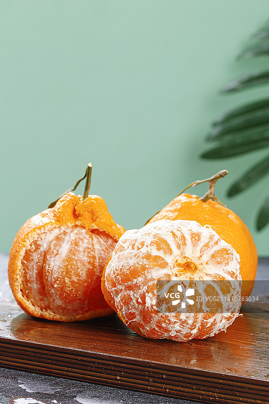 深底上的丑橘图片素材