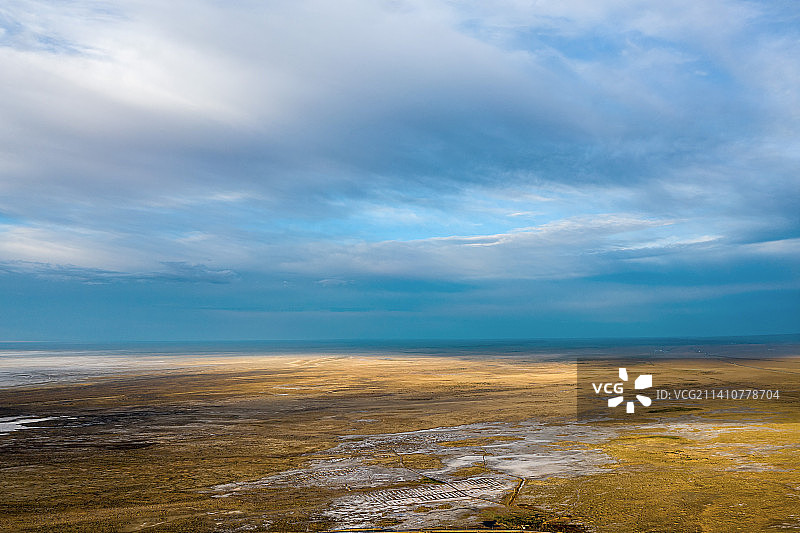 博州精河艾比湖盐碱地图片素材