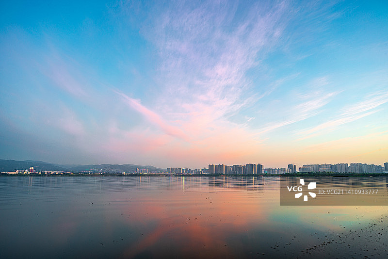 航拍太原晋阳湖风光图片素材