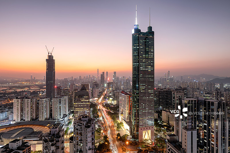 深圳罗湖地王大厦夜景图片素材
