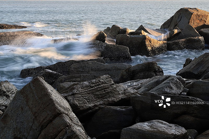 礁石·波涛图片素材