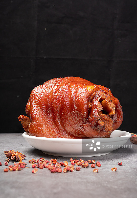 东坡肘子，传统美食，红烧猪肘图片素材