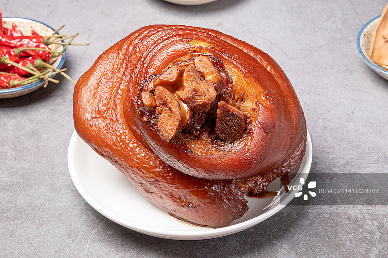 东坡肘子，传统美食，红烧猪肘图片素材