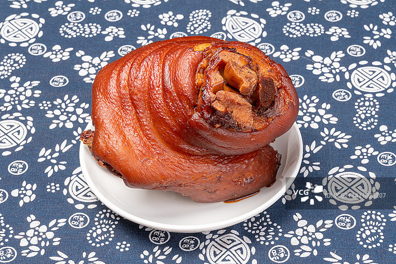 东坡肘子，传统美食，红烧猪肘图片素材