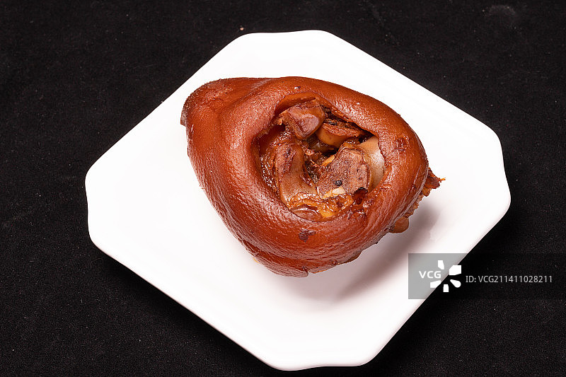 东坡肘子，传统美食，红烧猪肘图片素材