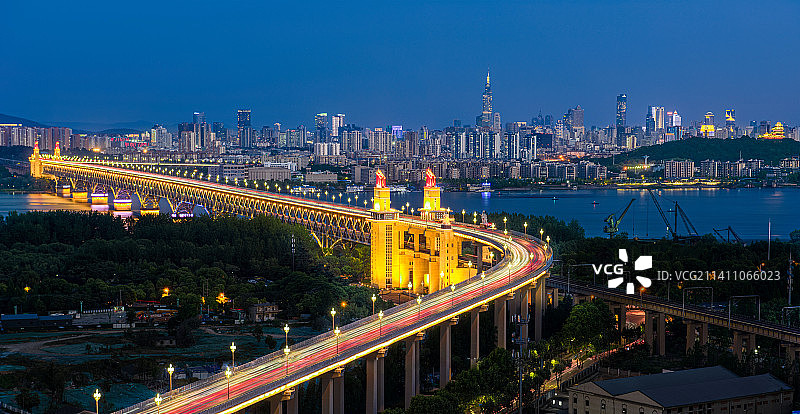 长江中下游 南京长江大桥 南京阅江楼 南京河西 全景图片素材