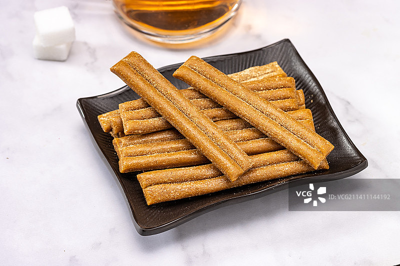 天津特色即食美食小吃甜点心：豆根糖图片素材