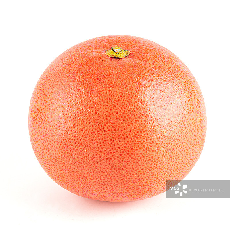 新鲜的红西柚孤立在白色背景上图片素材