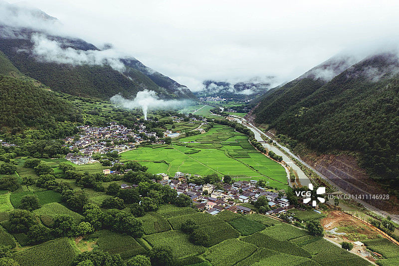 云南塔城图片素材