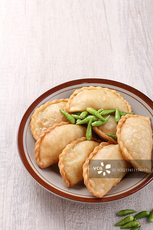 盘中饺子的特写，印度尼西亚勿加泗图片素材