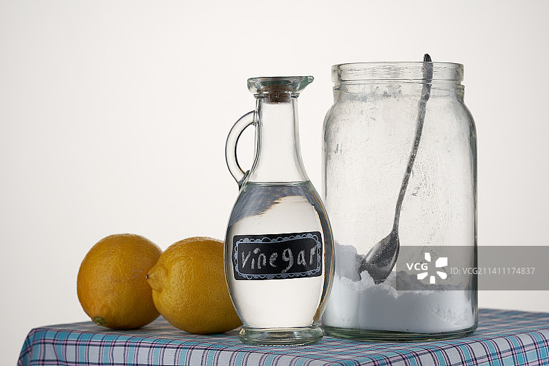 白醋、小苏打和柠檬，马来西亚图片素材