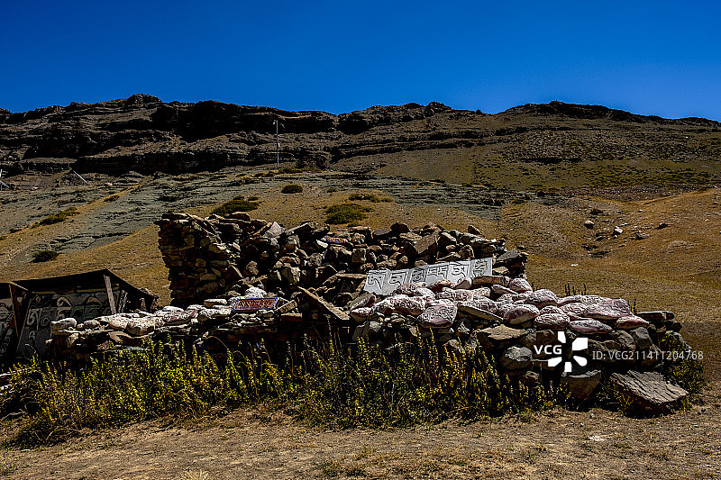 冈仁波齐玛尼堆图片素材