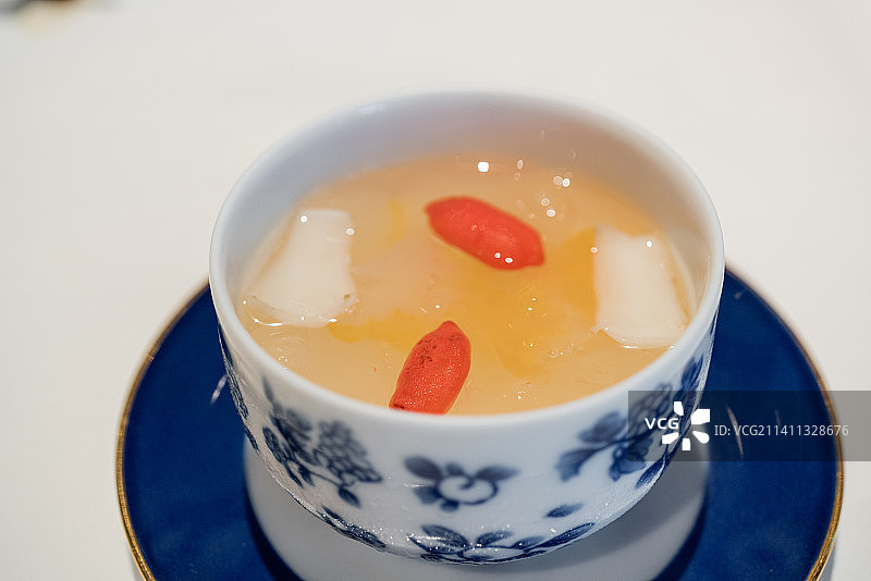 浙江台州临海新荣记甜品冰花炖四鲜图片素材