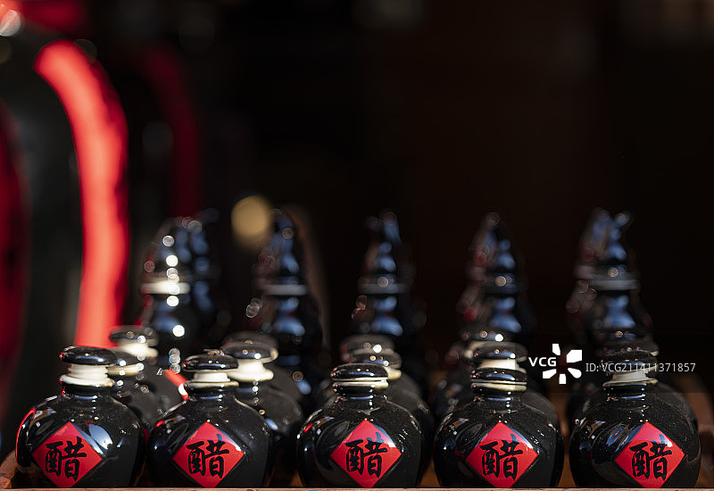 山西瓶装老陈醋图片素材