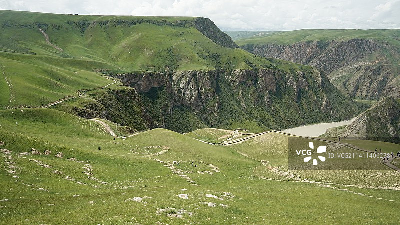 喀拉峻大峡谷图片素材