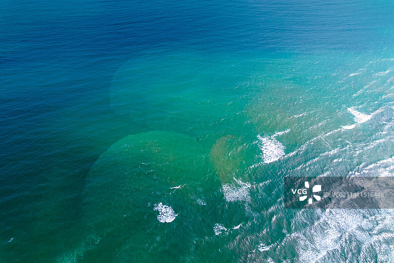 航拍蓝色海洋大场景海洋全景航拍图片素材
