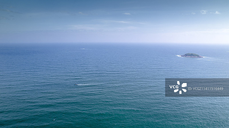 航拍蓝色海洋大场景海洋全景航拍图片素材