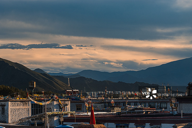 拉萨八廓街图片素材