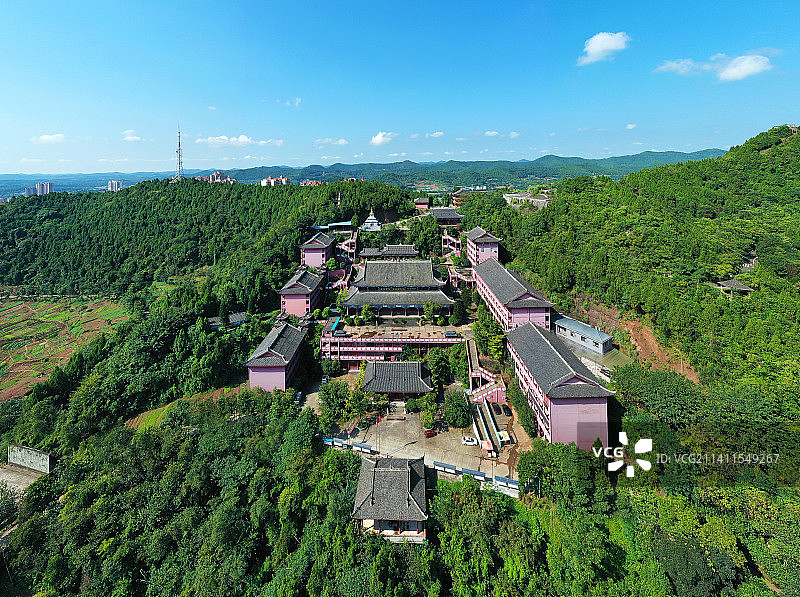 四川省南充市西充化凤山公园资福寺航拍图片素材