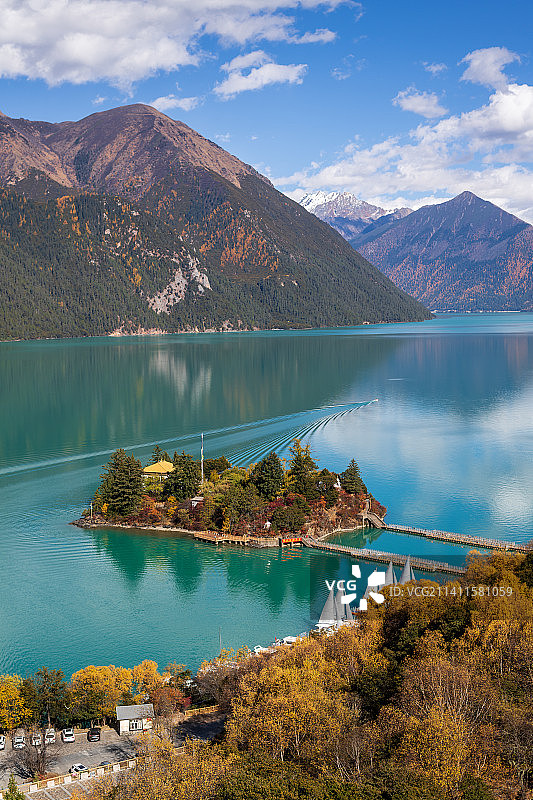 巴松措的蓝图片素材