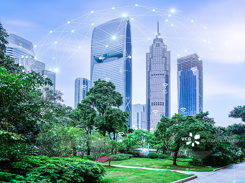 现代化都市智慧穹顶无线电波高能全方位覆盖5G蜂窝网络信号核心通讯技术领先云网融合安全数字基础设施图片素材