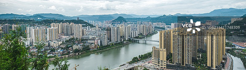 巴河穿过巴中主城区图片素材