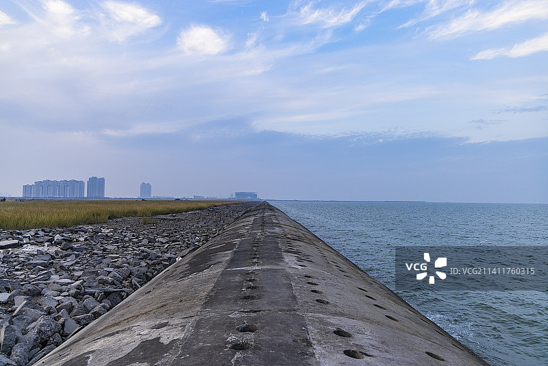 天津滨海新区东疆建设开发纪念公园景观图片素材