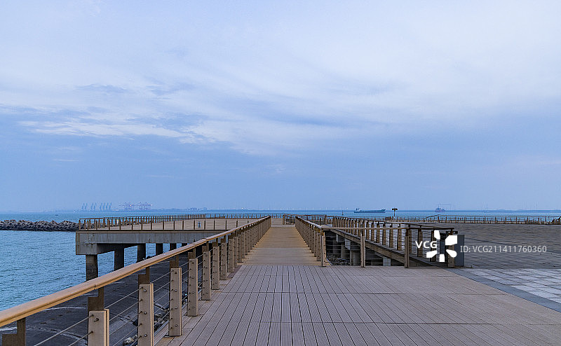 天津滨海新区东疆建设开发纪念公园景观图片素材