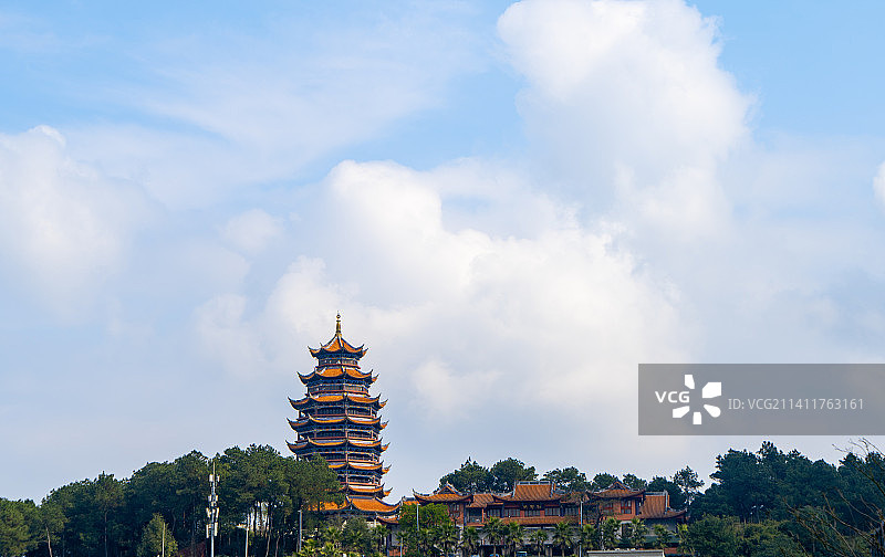 重庆铁山坪寺庙宝塔图片素材