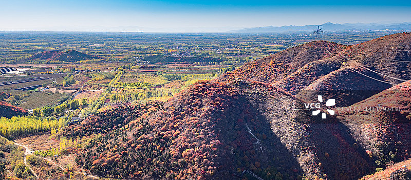 秋天北京顺义舞彩浅山漫山红叶图片素材