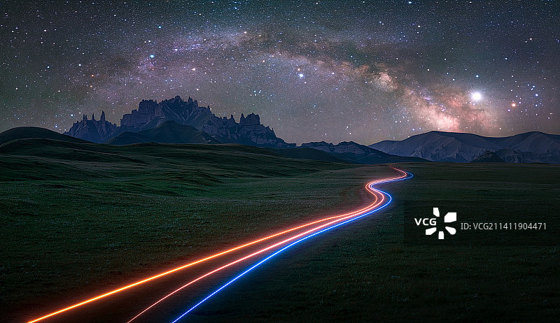 天山石林星空自然风光--星空背景图片素材