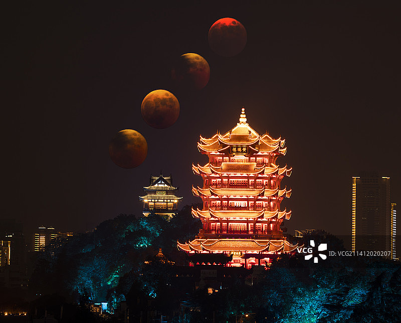 红月亮映照黄鹤楼图片素材