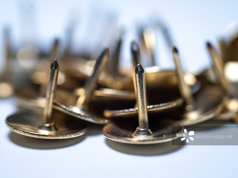 一堆图钉图片素材