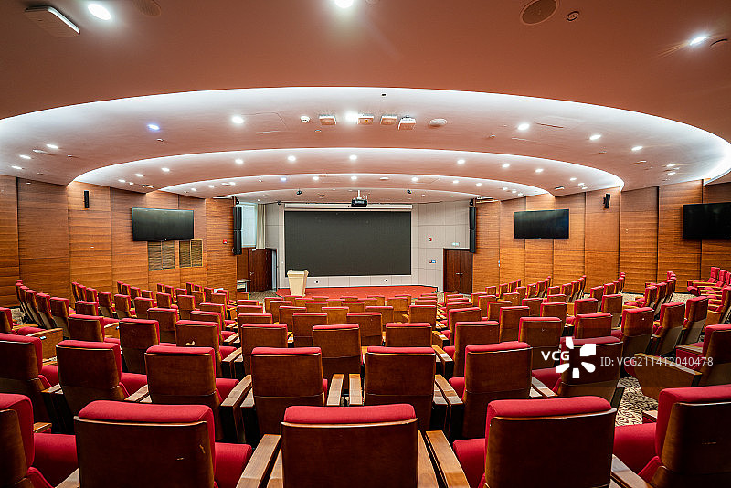 红色椅子多功能会议厅图片素材