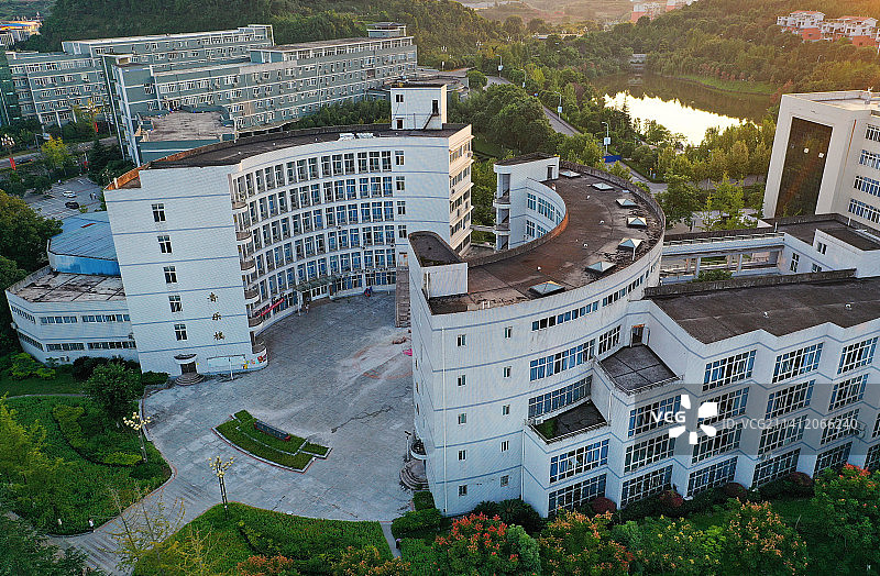 四川省南充顺庆区西华师范大学航拍图片素材