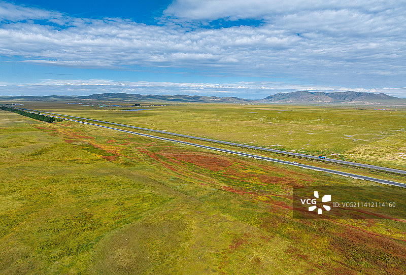 内蒙古锡林郭勒盟西乌珠穆沁旗秋季草原风光图片素材