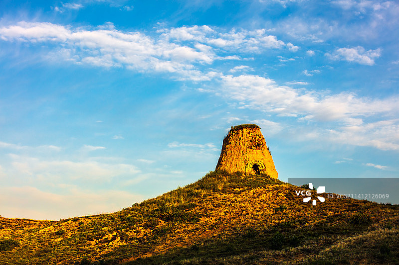 孤独的墩台图片素材