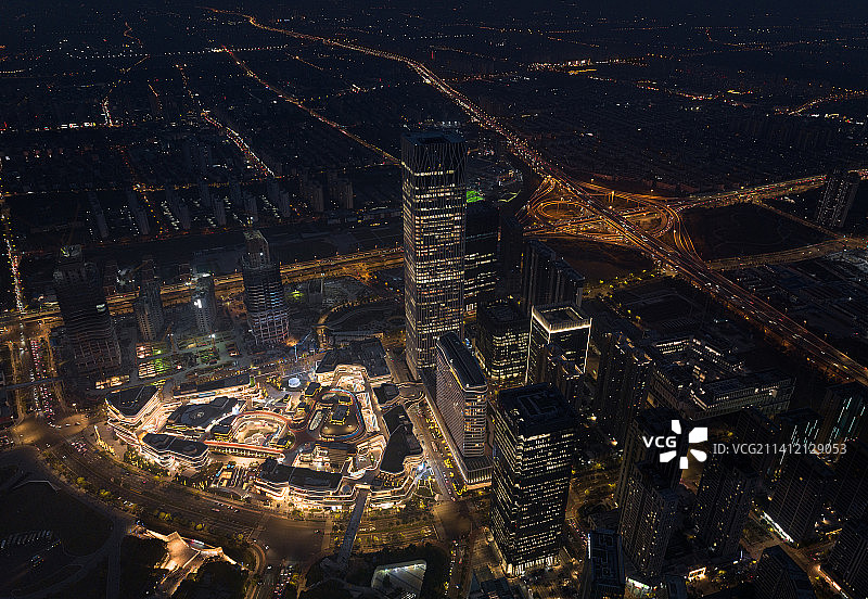 中国上海浦东前滩太古里图片素材