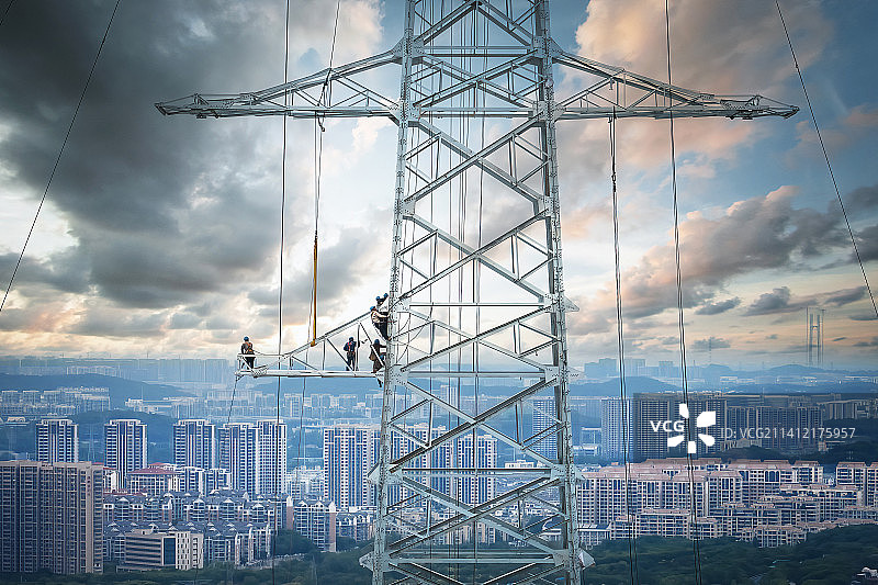 建设中的城市电网图片素材
