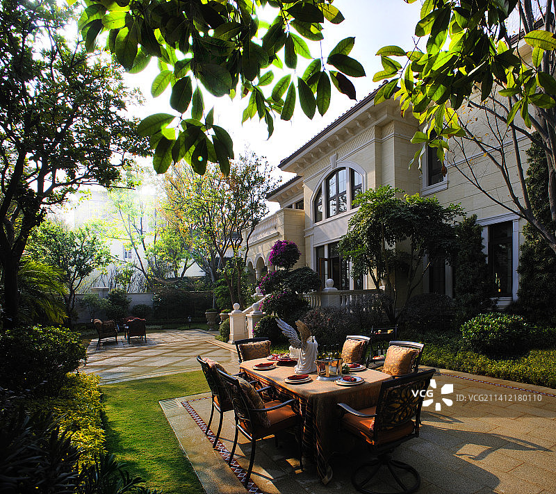 浓荫绿景别墅花园图片素材