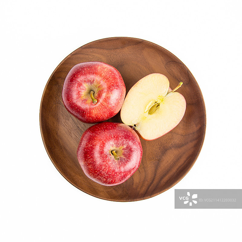 新鲜的姬娜果加力果在白色背景上图片素材