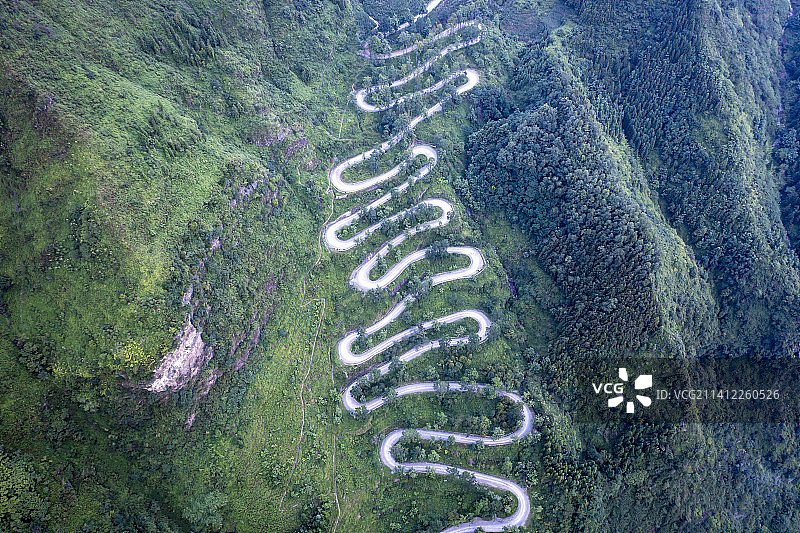 贵州晴隆县24拐抗战公路航拍图片素材
