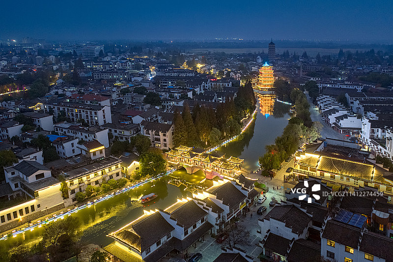 合肥三河古镇初冬夜景图片素材